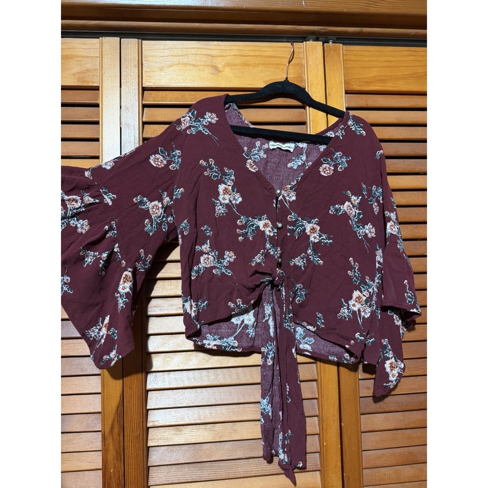 Altar'd State Floral Red Crop Top S